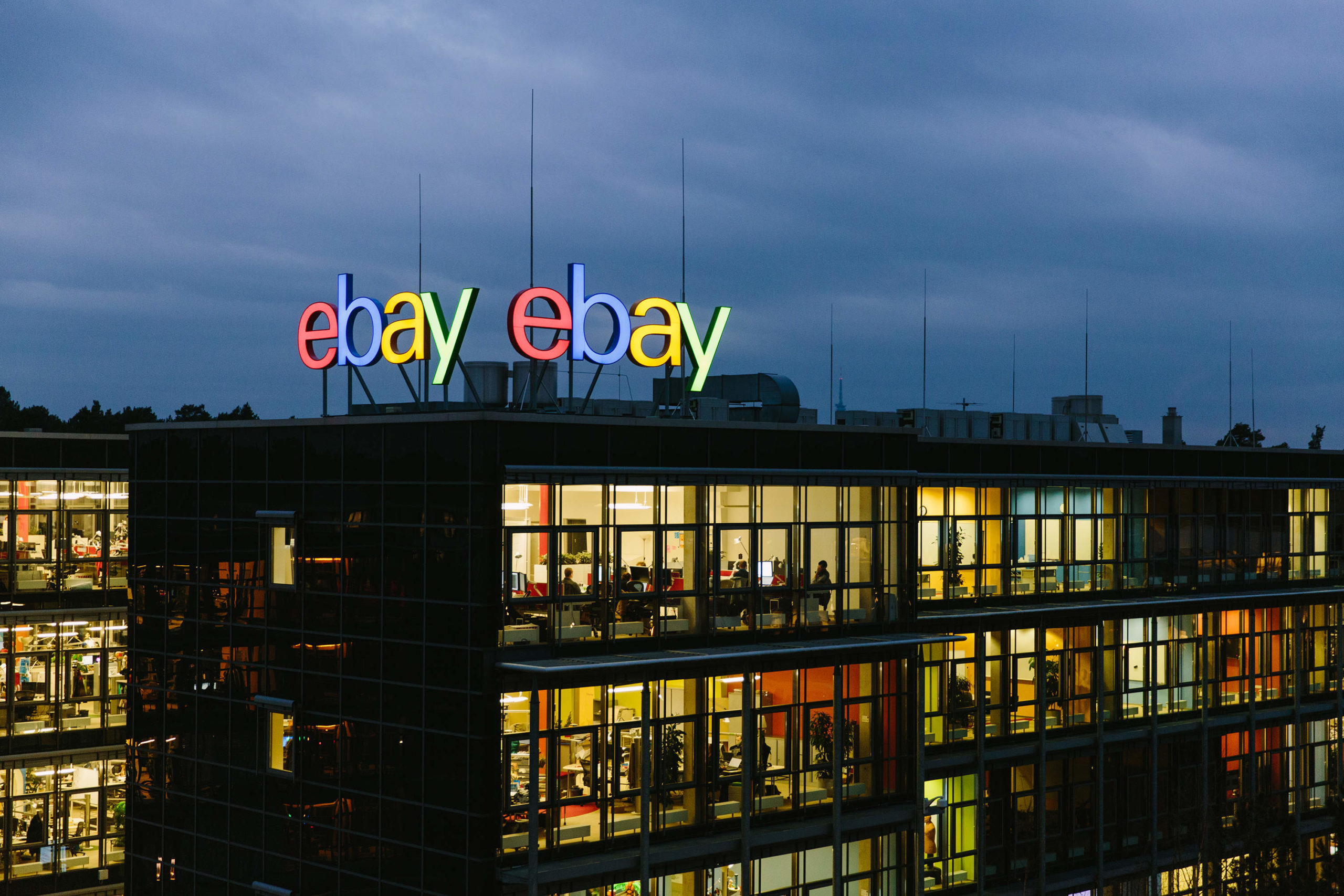 Экономика совместного использования. Завтра 3.0. В чем феномен успеха eBay и Amazon?